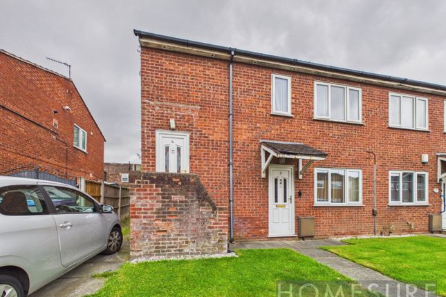 1 bed property, in Quarry Close, £80,000