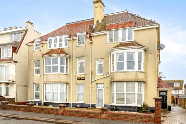 2 bed property, in Flat 10 Mill House, £140,000