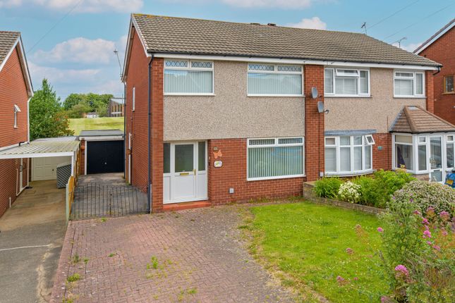 3 bed property, in The Willows, £325,000
