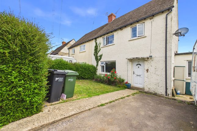 3 bed property, in Devereaux Road, £300,000