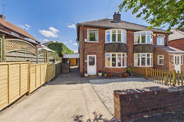3 bed property, in Meadow Head Drive, £350,000