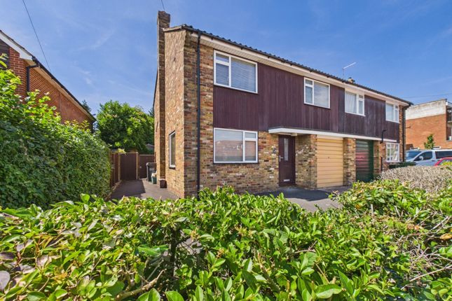 3 bed property, in Chiltern Avenue, £775,000