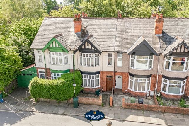 3 bed property, in St. Anns Road, £200,000