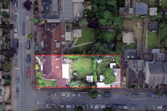 3 bed property, in Belle Vue Road, £1,000,000