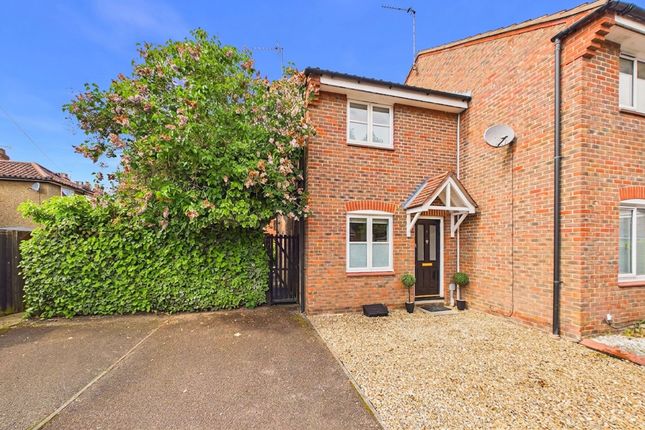 2 bed property, in Horsford Street, £240,000