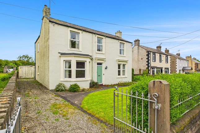 4 bed property, in Lowca Lane, £200,000