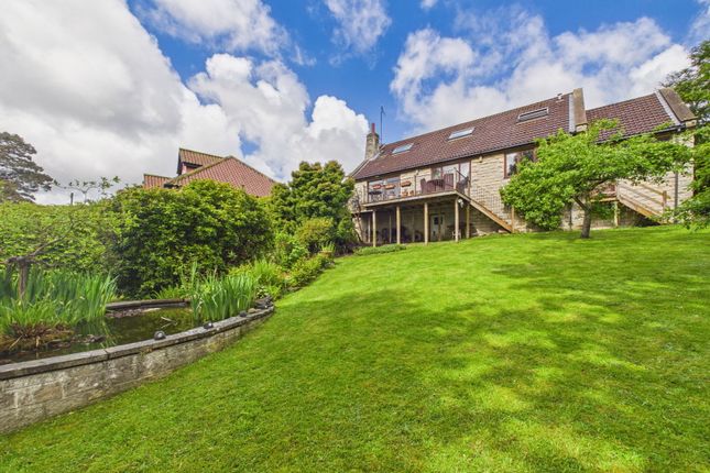 5 bed property, in Brook Park, £425,000