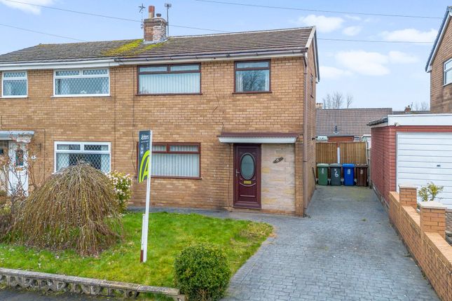 3 bed property, in Mallory Drive, £210,000