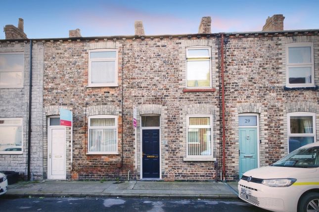 2 bed property, in Stamford Street East, £190,000
