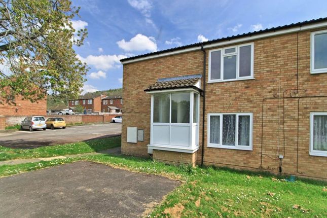 2 bed property, in Turnpike Avenue, £162,950