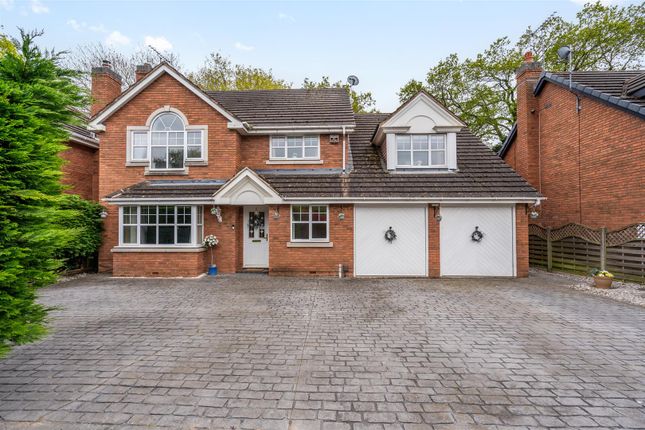 5 bed property, in Dunham Croft, £780,000