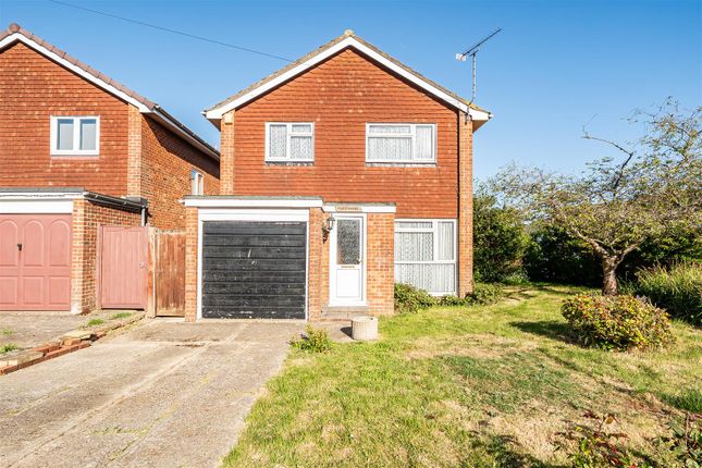 3 bed property, in New Road, £415,000