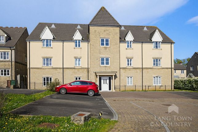 1 bed property, in Claytonia Close, £110,000