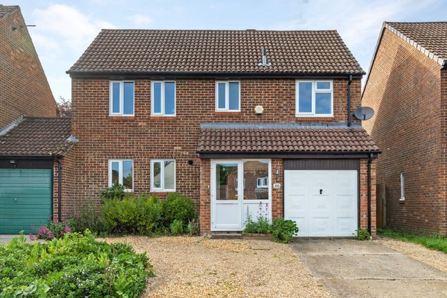 5 bed property, in St. Annes Close, £600,000
