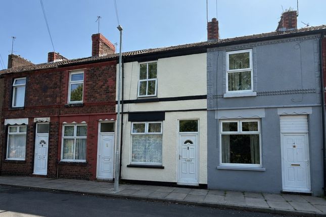 2 bed property, in 7 Trinity Street, £50,000