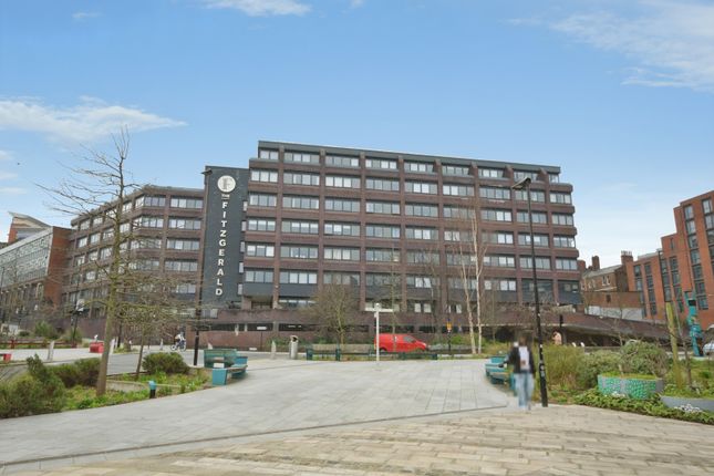 1 bed property, in West Bar, £120,000