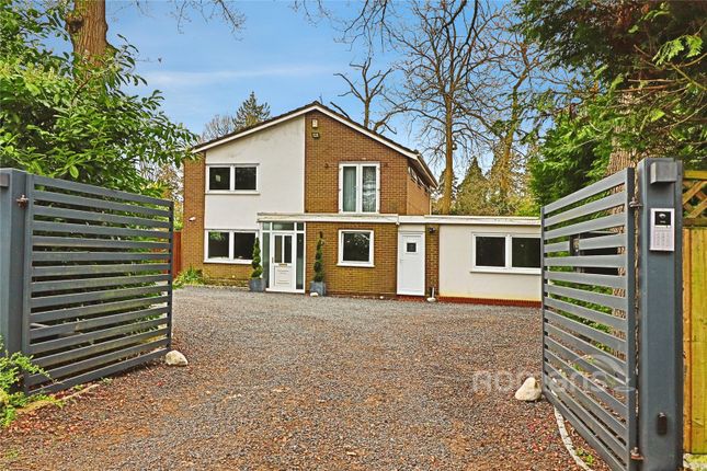 4 bed property, in The Maultway, £790,000
