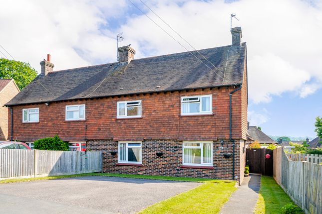 3 bed property, in Selby Rise, £425,000