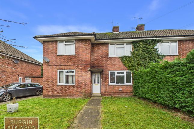 2 bed property, in Lowfield, £65,000