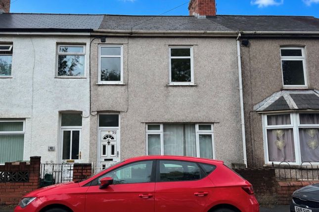 3 bed property, in Mill Street, £140,000