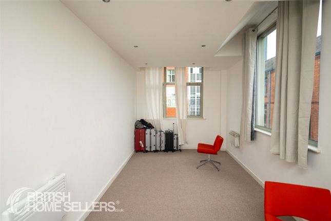 2 bed property, in Wimbledon Street, £100,000