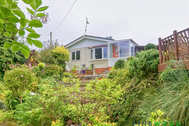2 bed property, in Mill Lane, £110,000