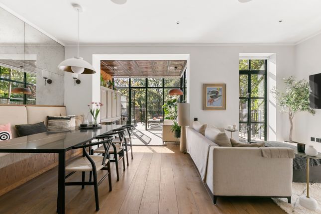 6 bed property, in Arthur Road, £3,550,000