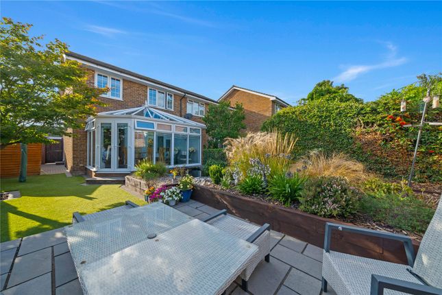 3 bed property, in Grennell Road, £600,000
