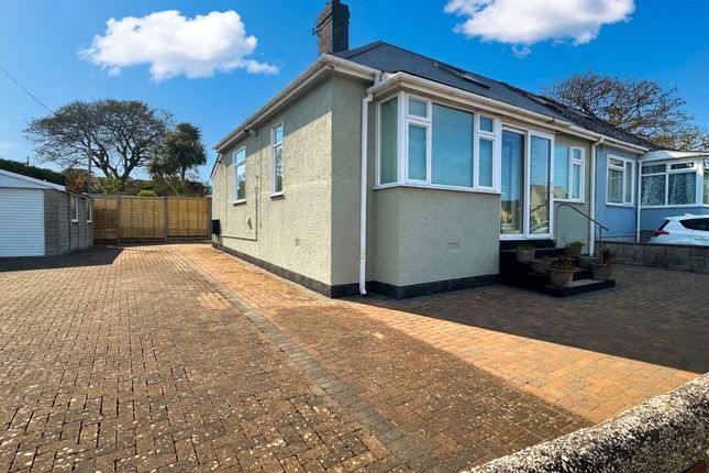 2 bed property, in Oakland Park, £325,000