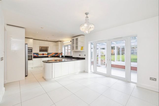 4 bed property, in Swiss Avenue, £875,000