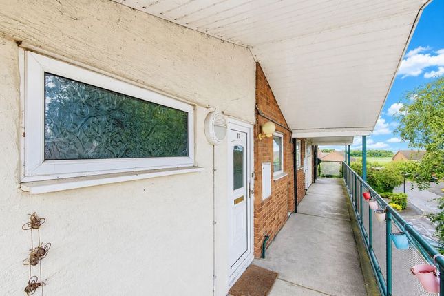 2 bed property, in Bilberry Road, £115,000
