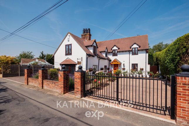 6 bed property, in Oak Cottage, £1,000,000