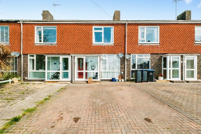3 bed property, in Muirfield Road, £350,000