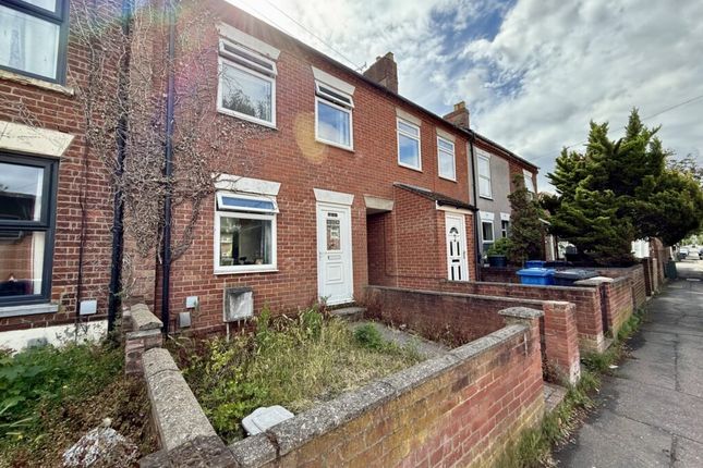 3 bed property, in Northumberland Street, £220,000