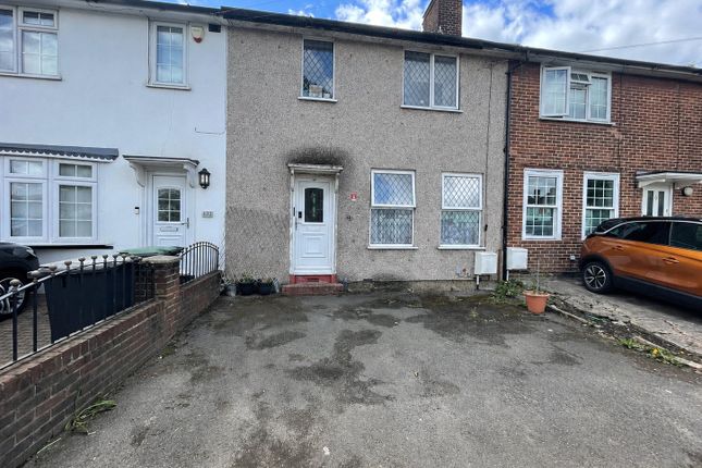 3 bed property, in Waters Road, £425,000