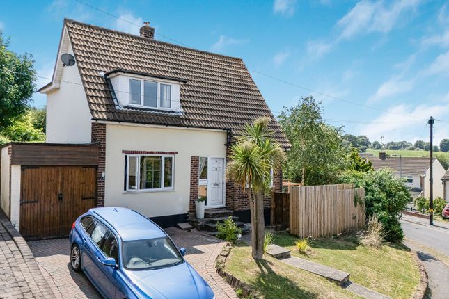 2 bed property, in Love Lane, £450,000
