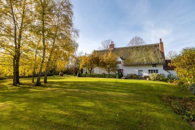 4 bed property, in Mellis, £950,000