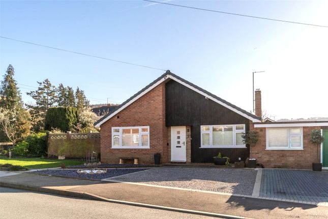 3 bed property, in Arden Road, £840,000