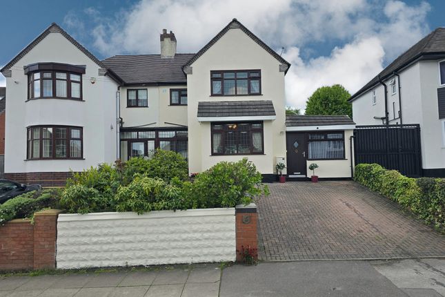 3 bed property, in Millfield Avenue, £275,000