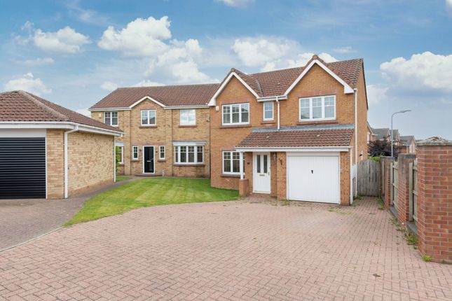 4 bed property, in Edinburgh Drive, £285,000
