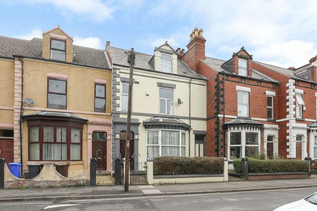5 bed property, in Machon Bank, £340,000