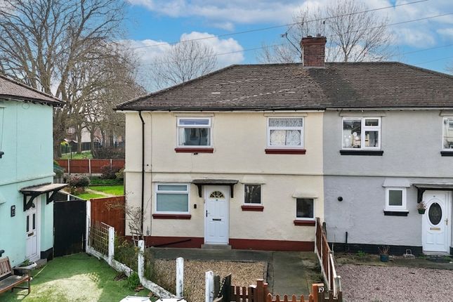 3 bed property, in Malbank, £200,000