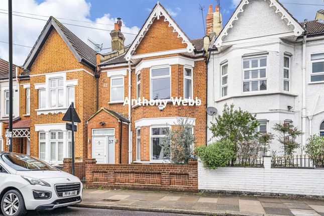 3 bed property, in Tottenhall Road, £685,000