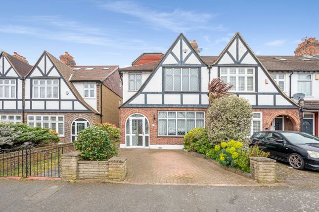 3 bed property, in Birchwood Avenue, £700,000