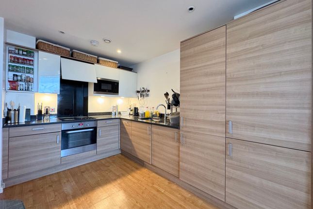 2 bed property, in Acklington Drive, £330,000