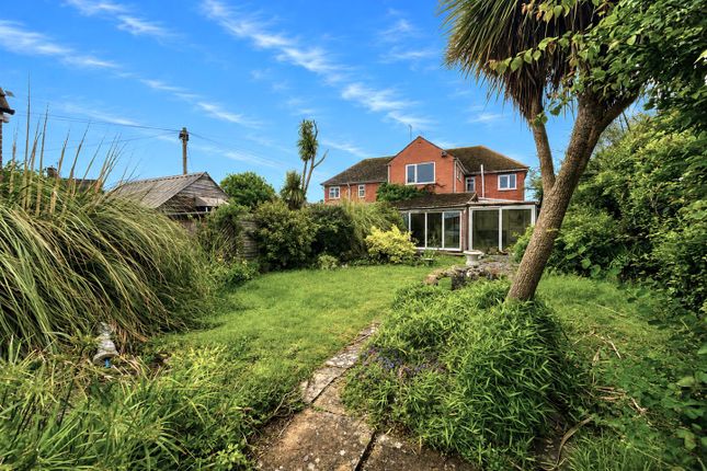 3 bed property, in Canberra Road, £210,000