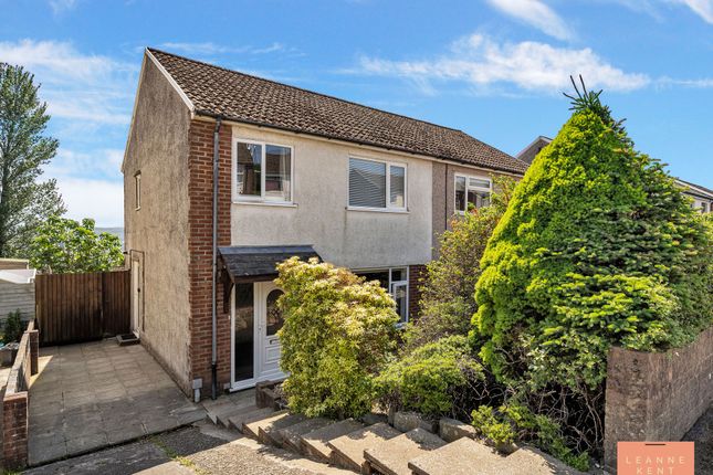 3 bed property, in Pen-Y-Dre, £240,000