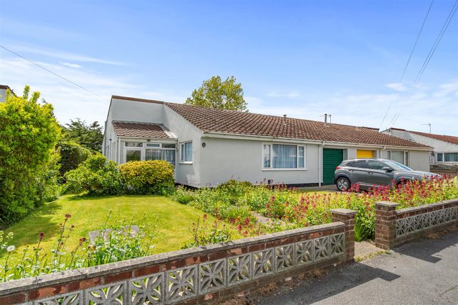 3 bed property, in Carrs Meadow, £170,000