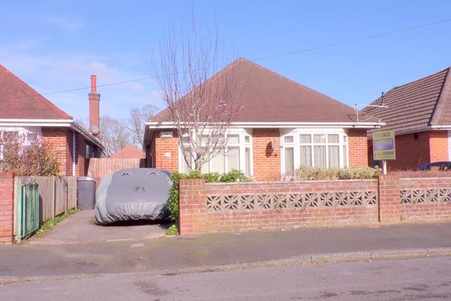 3 bed property, in Strathmore Road, £360,000