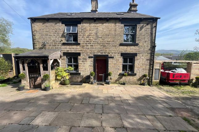 5 bed property, in Printers Brow, £525,000